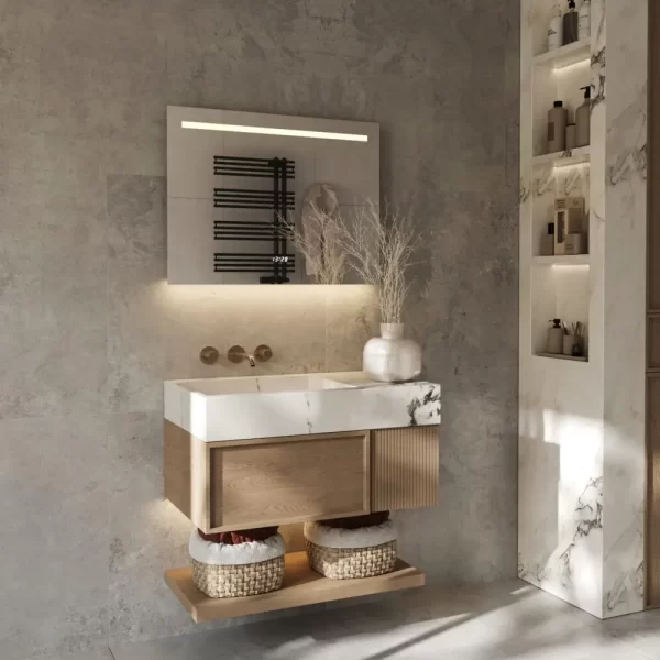 Sidevisning moderne badeværelse spejl med led-lys ur og antidug 80x70 cm
