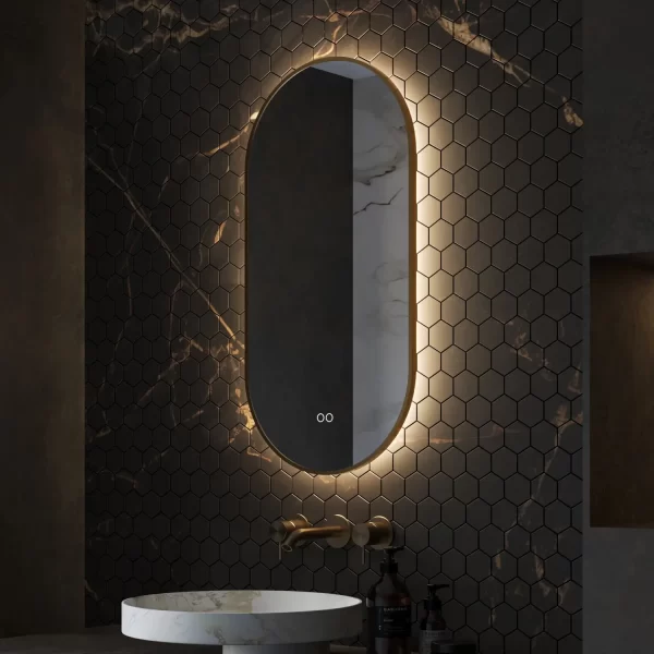 Badevaerelse deluxe ovalt spejl med messing ramme led lys og antidug 40x90 cm