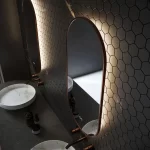 Tæt visning Deluxe ovalt spejl med kobber ramme LED-lys og antidug 40x90 cm