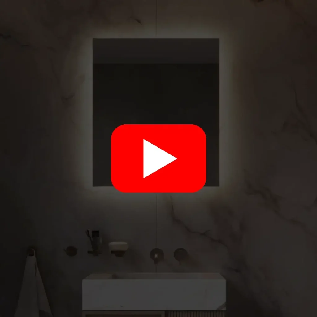 Videopræsentation af Spejl med baglys lysstyring + antidug 60x70 cm Video af spejl i 60×70 cm med antidug, baggrundsbelysning og dæmpbar lysstyring